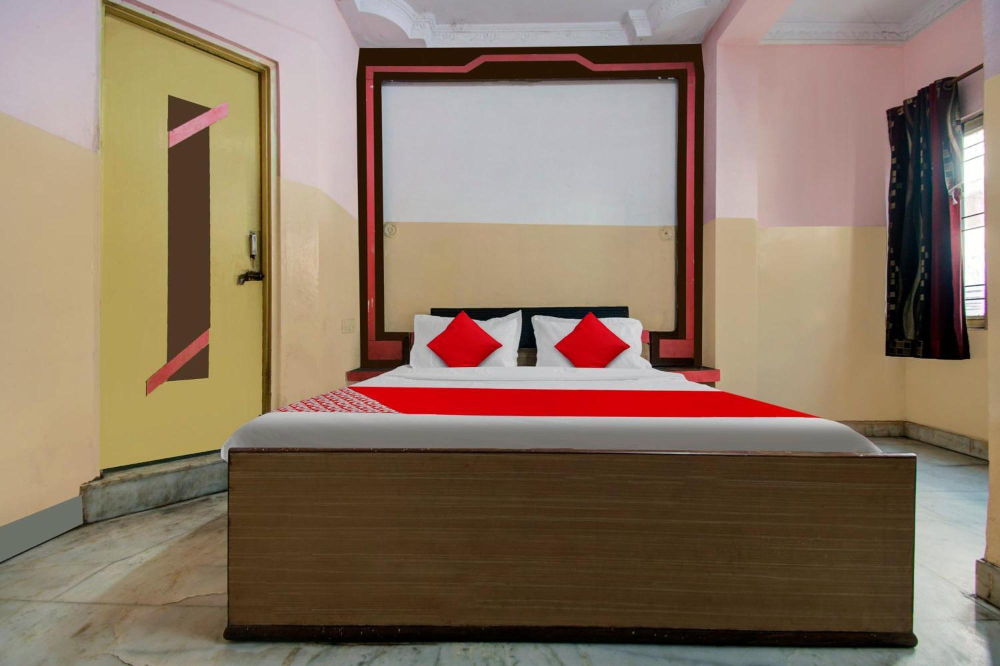Hotel Sanwariya Palace Jaipur Bagian luar foto