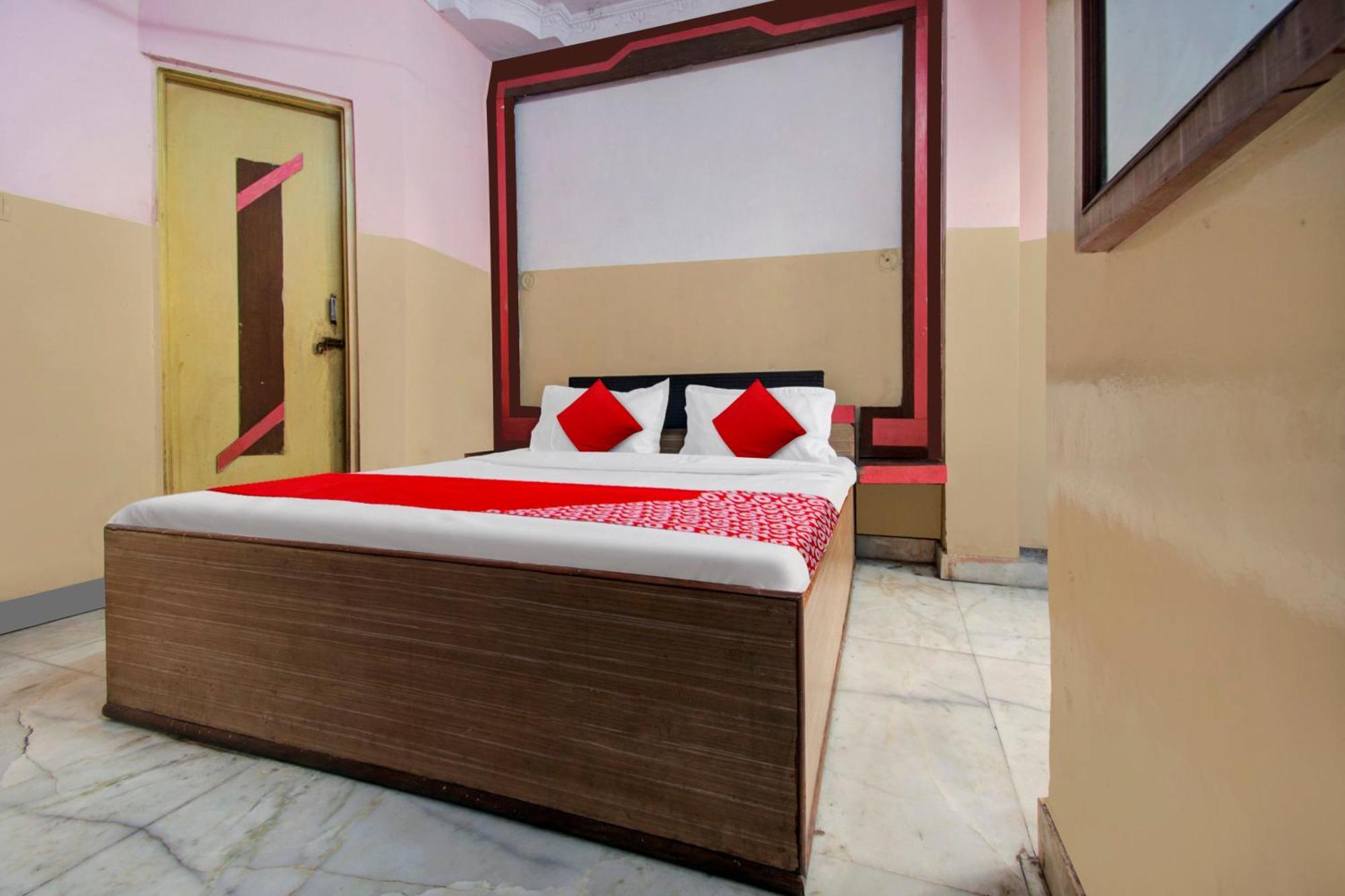 Hotel Sanwariya Palace Jaipur Bagian luar foto